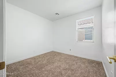 10445 W Cordes Road, Tolleson, AZ 85353 - Photo 18