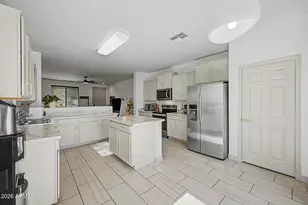 10445 W Cordes Rd, Tolleson, AZ 85353 - Photo 8