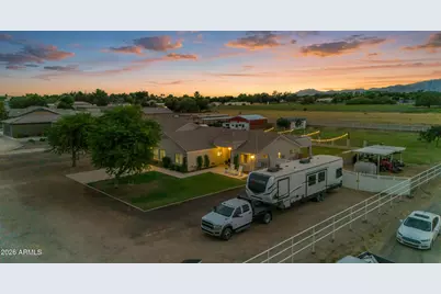 6816 N 171st Drive, Waddell, AZ 85355 - Photo 4