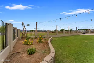 6816 N 171st Dr, Waddell, AZ 85355 - Photo 94