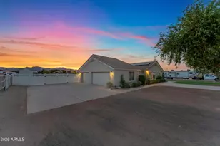 6816 N 171st Dr, Waddell, AZ 85355 - Photo 78