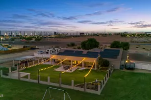 6816 N 171st Dr, Waddell, AZ 85355 - Photo 84