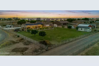 6816 N 171st Drive, Waddell, AZ 85355 - Photo 6