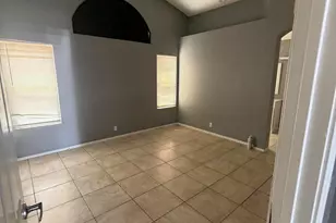 8910 N 114th Ave, Peoria, AZ 85345 - Photo 14