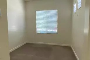 233 W Sandra Ter, Phoenix, AZ 85023 - Photo 18