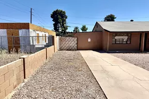 413 W 6th Dr, Mesa, AZ 85210 - Photo 4