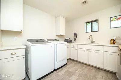1409 W Rovey Avenue, Phoenix, AZ 85013 - Photo 26