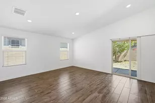 348 W Tamarack Dr, San Tan Valley, AZ 85140 - Photo 10