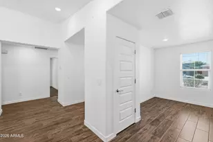 348 W Tamarack Dr, San Tan Valley, AZ 85140 - Photo 8