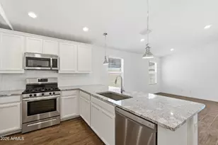 348 W Tamarack Dr, San Tan Valley, AZ 85140 - Photo 4