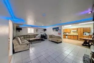 7364 N 39th Ave, Phoenix, AZ 85051 - Photo 24