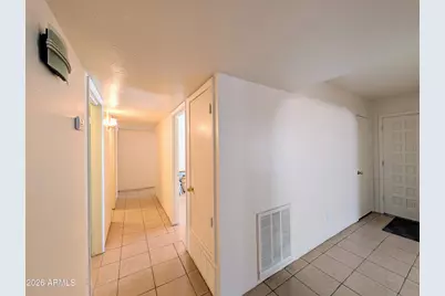 7364 N 39th Avenue, Phoenix, AZ 85051 - Photo 28