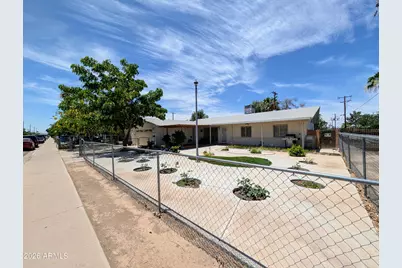 7364 N 39th Avenue, Phoenix, AZ 85051 - Photo 1