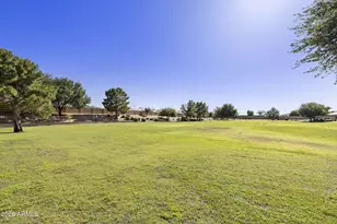 11972 N 85th Ave, Peoria, AZ 85345 - Photo 54