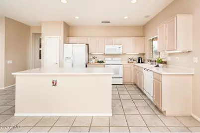 14618 W Las Brizas Lane, Sun City West, AZ 85375 - Photo 14