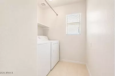 9591 N 82nd Lane, Peoria, AZ 85345 - Photo 14