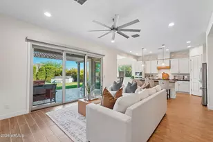 3227 E Donald Dr, Phoenix, AZ 85050 - Photo 12