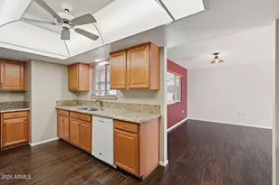 10130 W Desert Rock Dr, Sun City, AZ 85351 - Photo 8