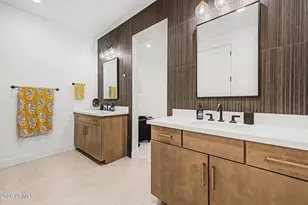 2121 W Sonoran Desert Dr, Phoenix, AZ 85085 - Photo 14