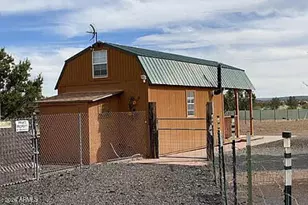 1325 W Little Bit Dr, Ash Fork, AZ 86320 - Photo 6