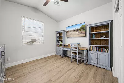 23210 N 72nd Avenue, Glendale, AZ 85310 - Photo 26