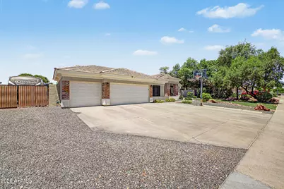 23210 N 72nd Avenue, Glendale, AZ 85310 - Photo 2