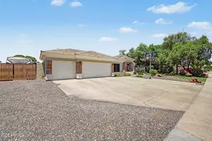 23210 N 72nd Ave, Glendale, AZ 85310 - Photo 2