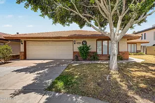 1421 E Whalers Way, Tempe, AZ 85283 - Photo 2