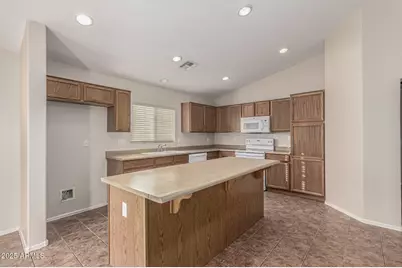 17771 W Ventura Street, Surprise, AZ 85388 - Photo 12