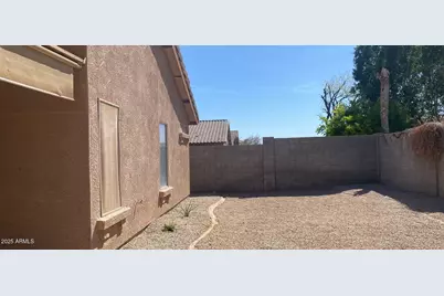 17771 W Ventura Street, Surprise, AZ 85388 - Photo 36