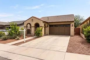 20867 W Elm Way, Buckeye, AZ 85396 - Photo 2