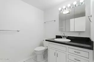 6125 E Indian School Rd, Scottsdale, AZ 85251 - Photo 16