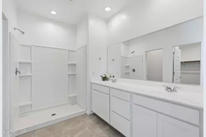 2440 W Bowker Street, Phoenix, AZ 85041 - Photo 8