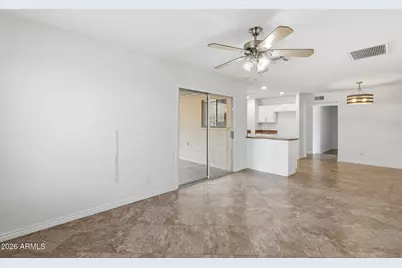 5538 W Hartford Avenue, Glendale, AZ 85308 - Photo 2