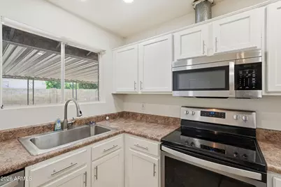5538 W Hartford Avenue, Glendale, AZ 85308 - Photo 6