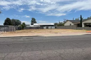 2909 E Paradise Ln, Phoenix, AZ 85032 - Photo 1