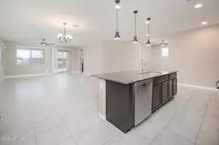 8451 S 164th Dr, Goodyear, AZ 85338 - Photo 12