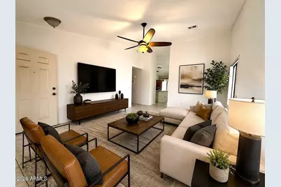 10781 W Robin Lane W, Peoria, AZ 85373 - Photo 4