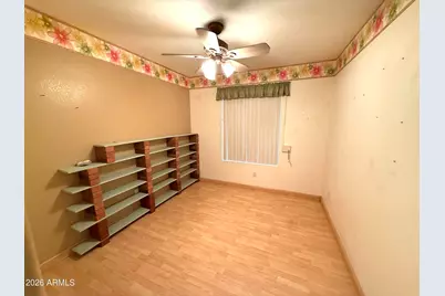 10781 W Robin Lane W, Peoria, AZ 85373 - Photo 8