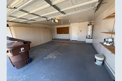 10781 W Robin Lane W, Peoria, AZ 85373 - Photo 16