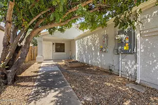 2863 W Muriel Dr, Phoenix, AZ 85053 - Photo 4