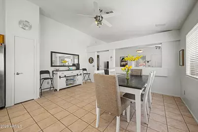 2863 W Muriel Drive, Phoenix, AZ 85053 - Photo 8