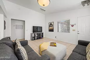 2863 W Muriel Dr, Phoenix, AZ 85053 - Photo 6