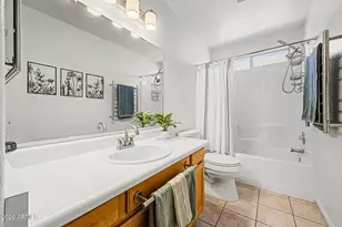2863 W Muriel Dr, Phoenix, AZ 85053 - Photo 18
