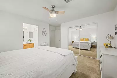 2863 W Muriel Drive, Phoenix, AZ 85053 - Photo 12