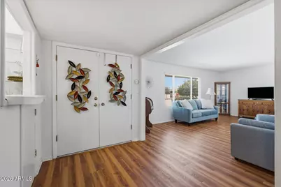 11193 W Thunderbird Boulevard, Sun City, AZ 85351 - Photo 2