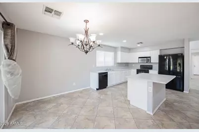 2913 W Fremont Road, Phoenix, AZ 85041 - Photo 10