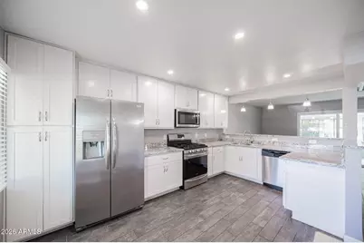 6521 N 19th Drive, Phoenix, AZ 85015 - Photo 10