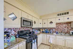 8713 W Osborn Rd, Phoenix, AZ 85037 - Photo 12