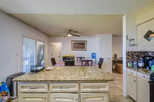 8713 W Osborn Rd, Phoenix, AZ 85037 - Photo 14